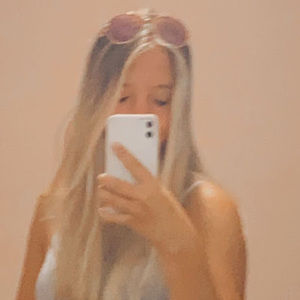 Meet your Posher, Madelyn